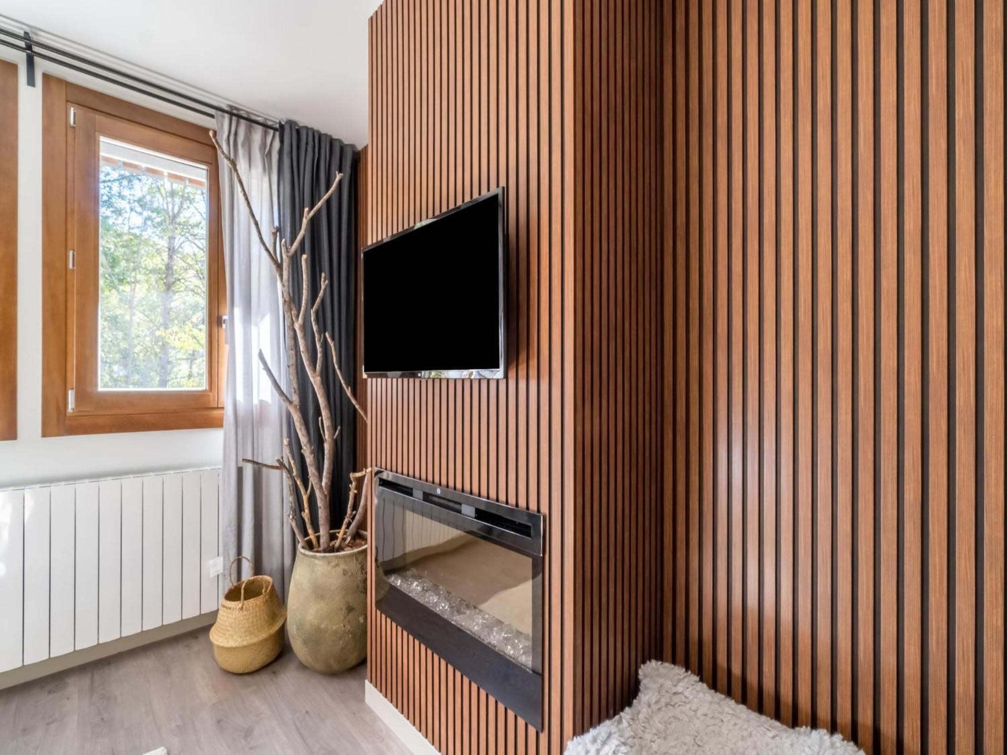 Natusliving Benasque E Apartment Luaran gambar