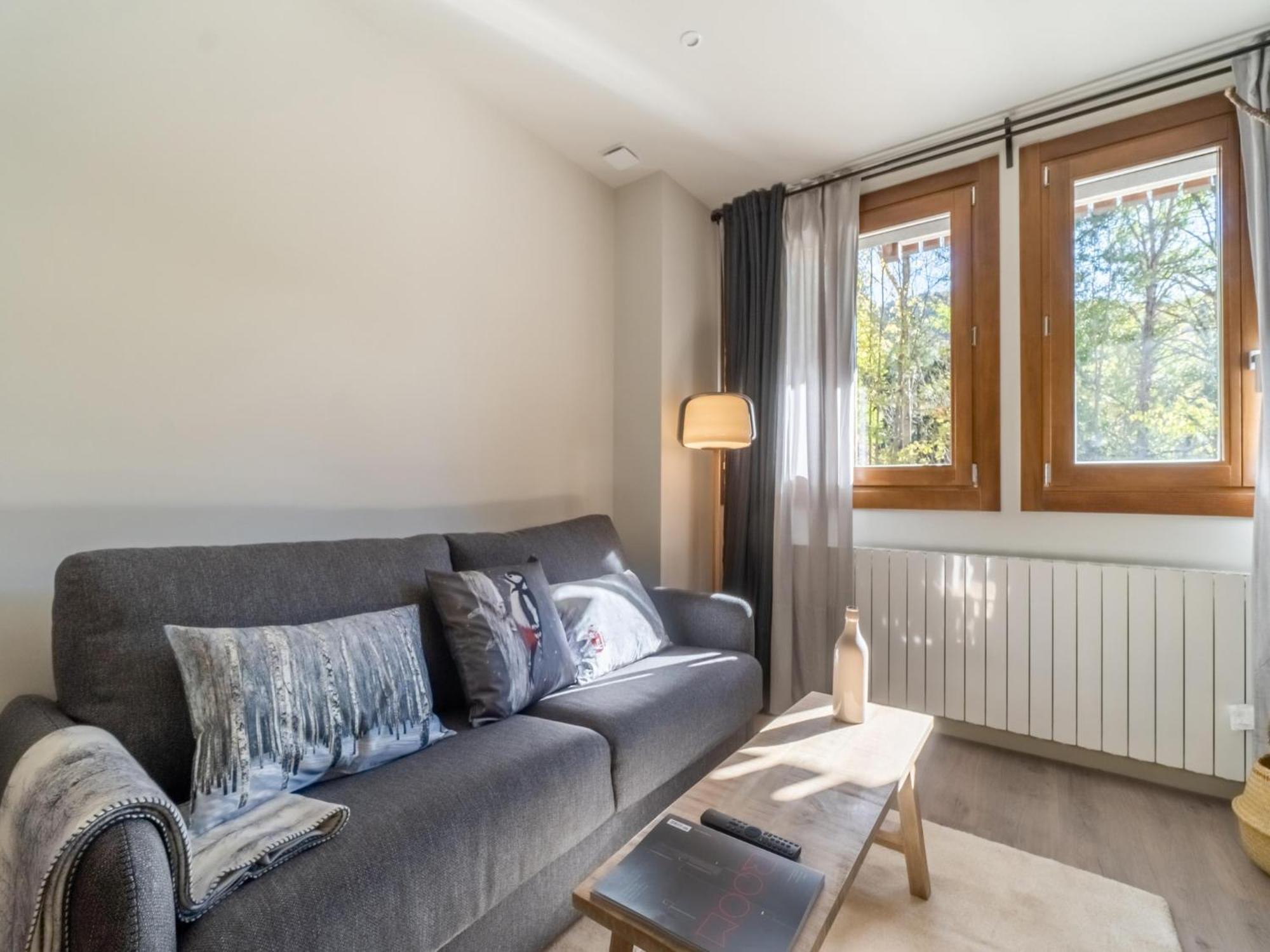 Natusliving Benasque E Apartment Luaran gambar